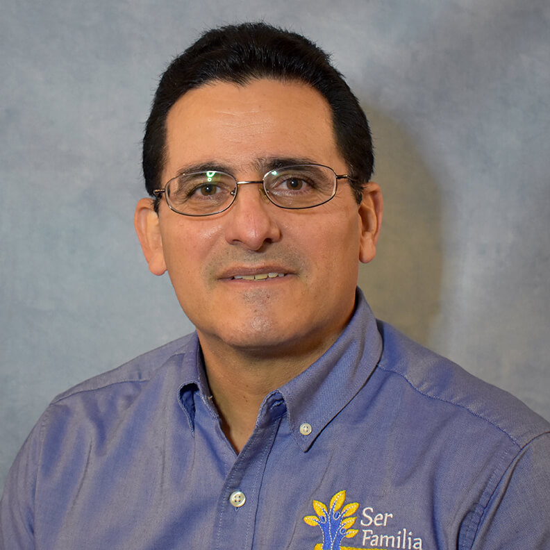 miguel-urbina-ser-familia